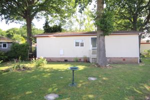 Photo 11- click for photo gallery